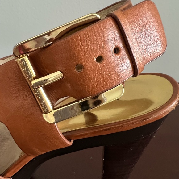 Michael Kors Carla Platform Luggage color Leather Size 7M - Picture 13 of 14